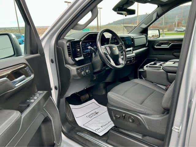 2022 Chevrolet Silverado 1500 LT (2FL)