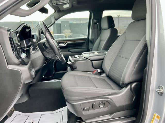 2022 Chevrolet Silverado 1500 LT (2FL)