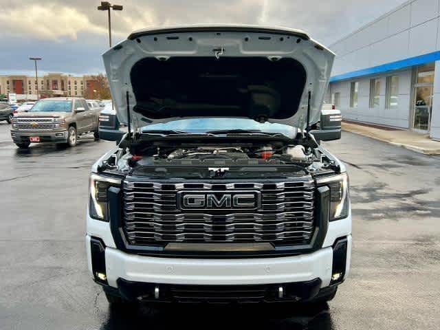 2026 GMC Sierra 3500 HD Denali Ultimate