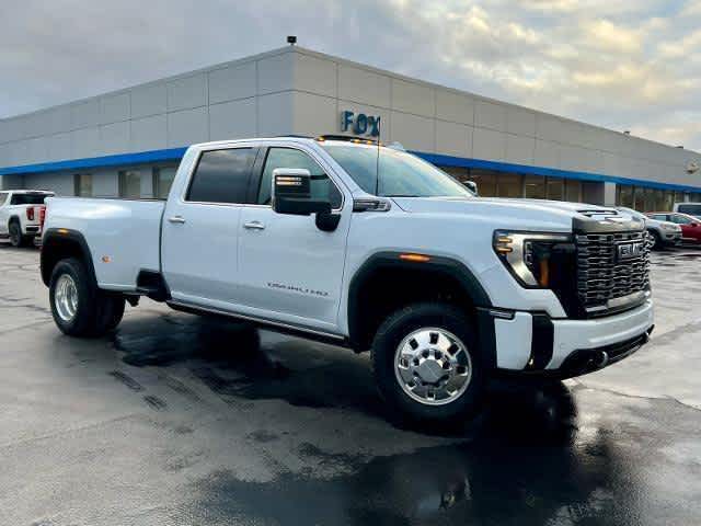 2026 GMC Sierra 3500 HD Denali Ultimate