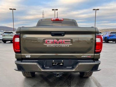 2024 GMC Canyon AT4