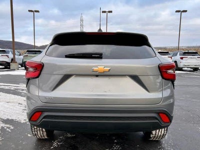 2025 Chevrolet Trax LS