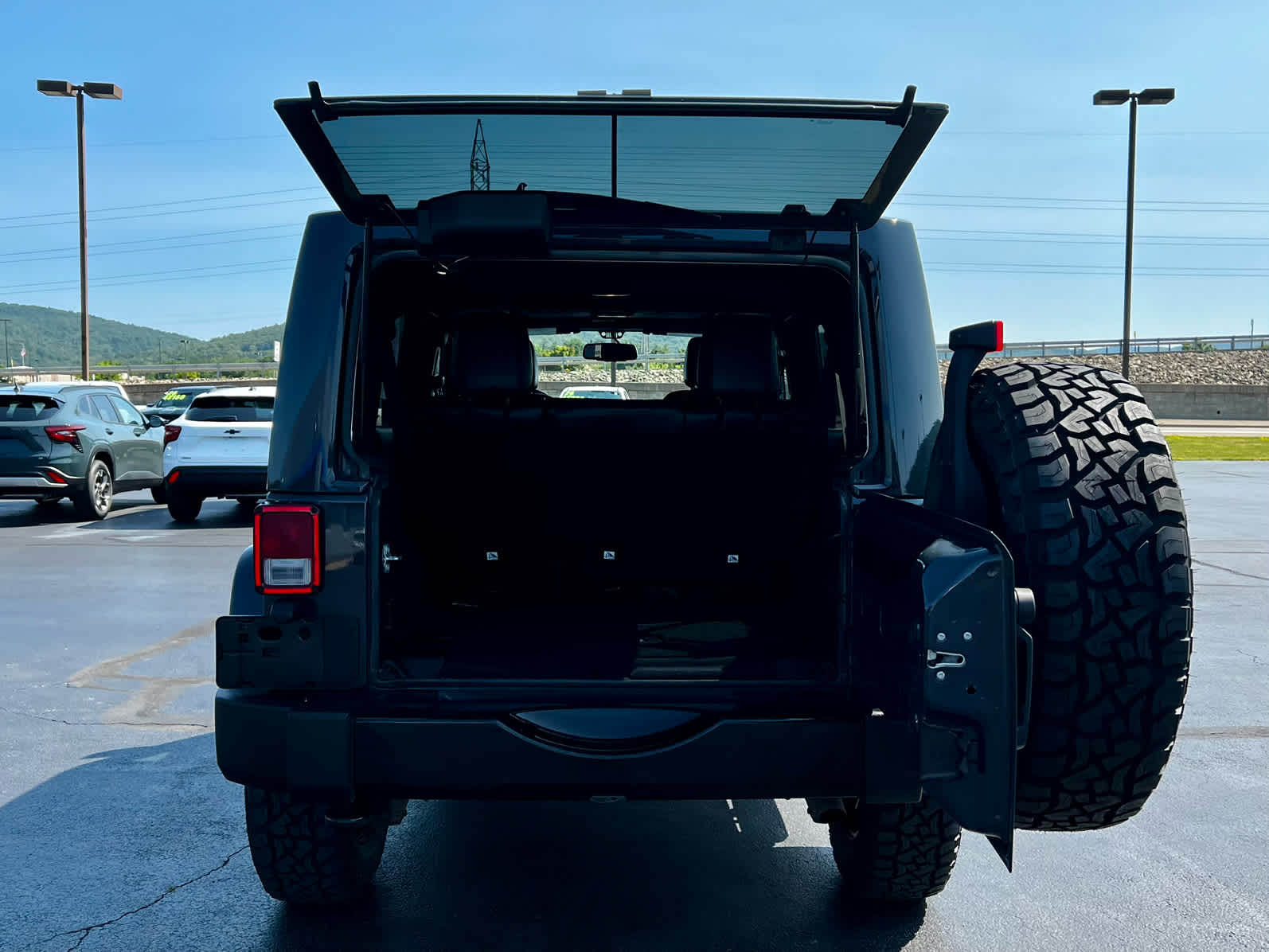 2017 Jeep Wrangler Unlimited Smoky Mountain