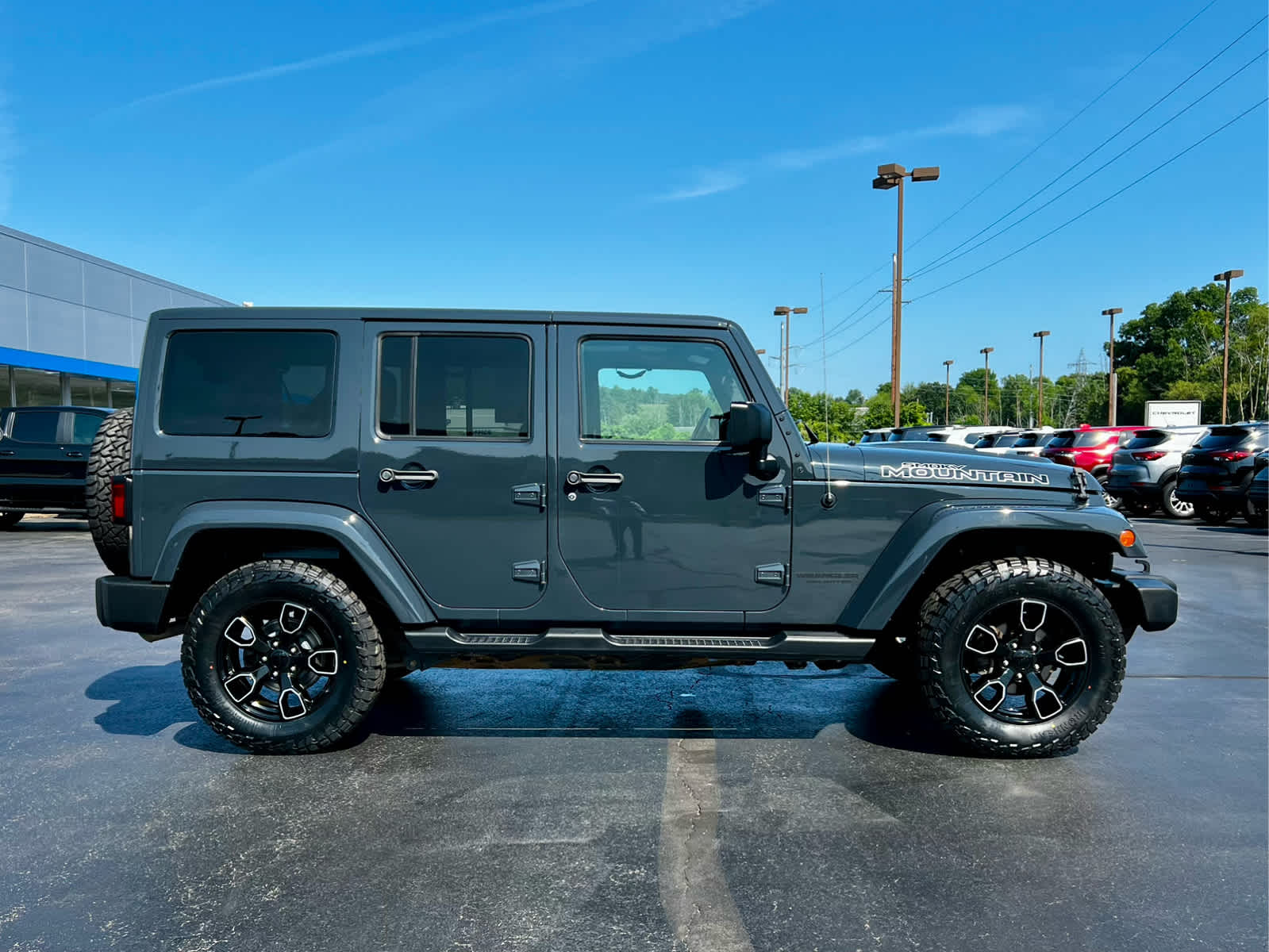 2017 Jeep Wrangler Unlimited Smoky Mountain
