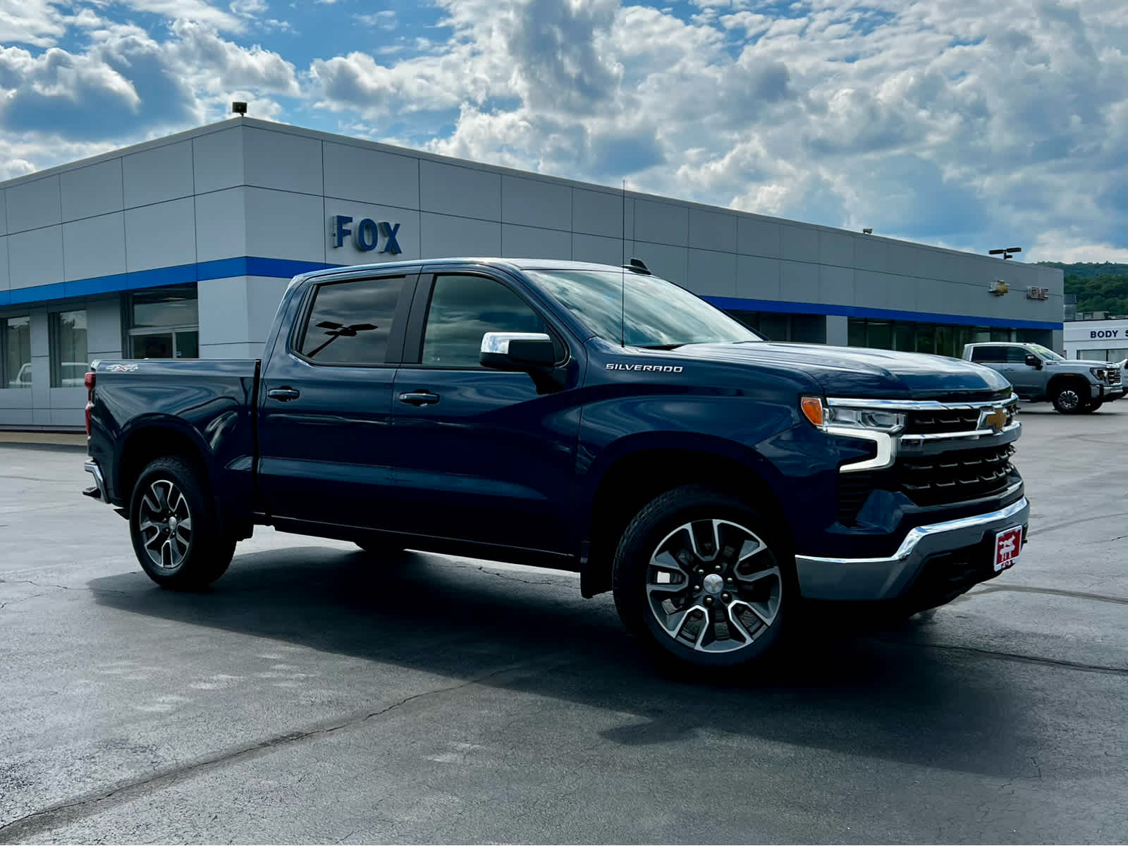 2023 Chevrolet Silverado 1500 LT (2FL)
