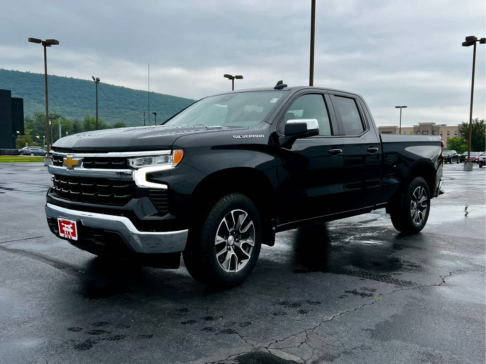 2024 Chevrolet Silverado 1500 LT (2FL)