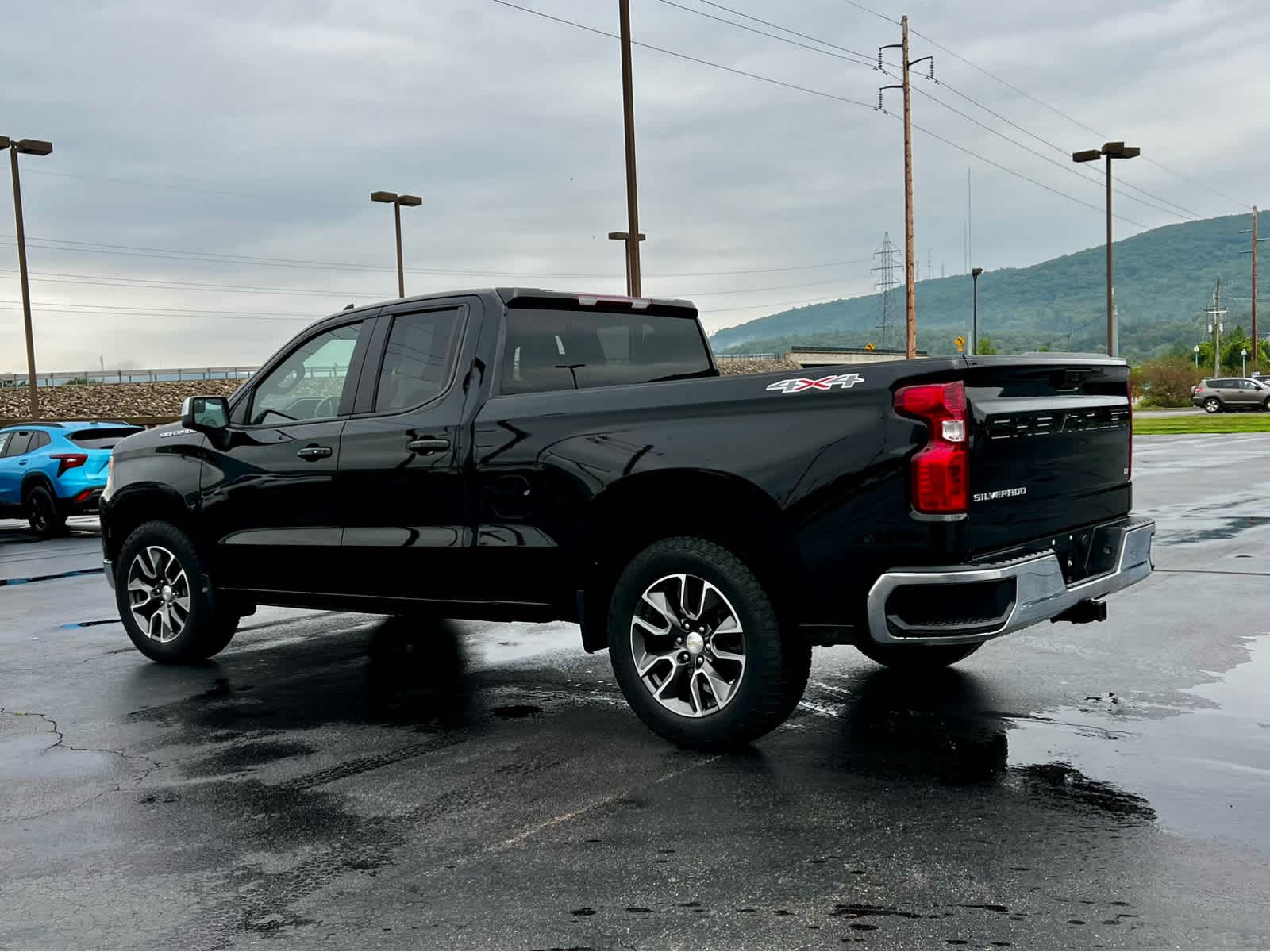 2024 Chevrolet Silverado 1500 LT (2FL)