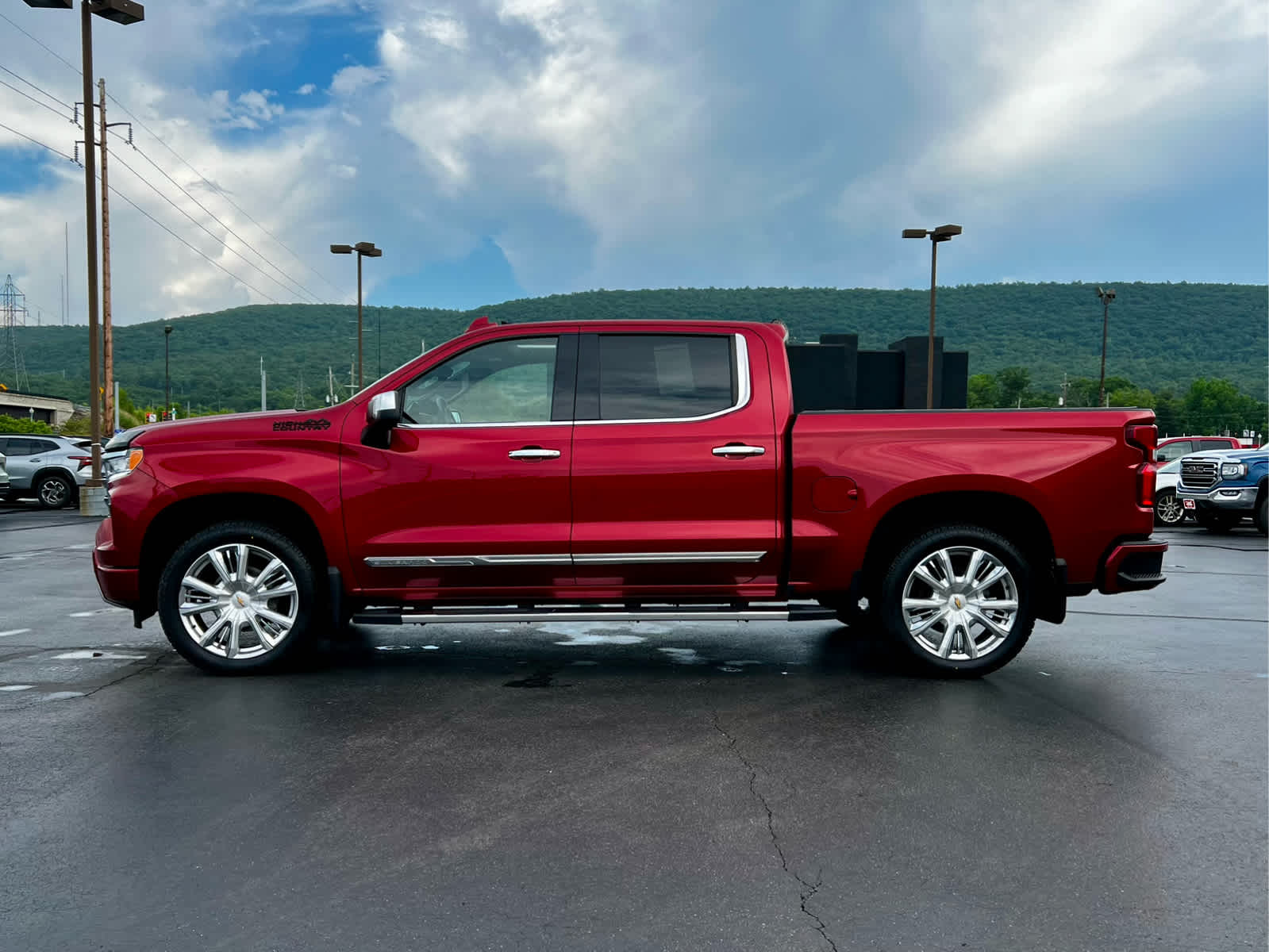 2023 Chevrolet Silverado 1500 High Country