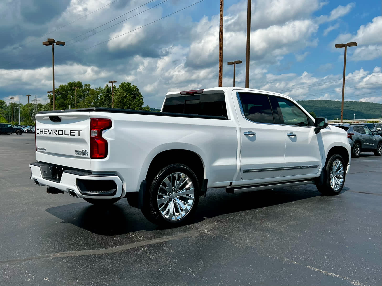 2023 Chevrolet Silverado 1500 High Country