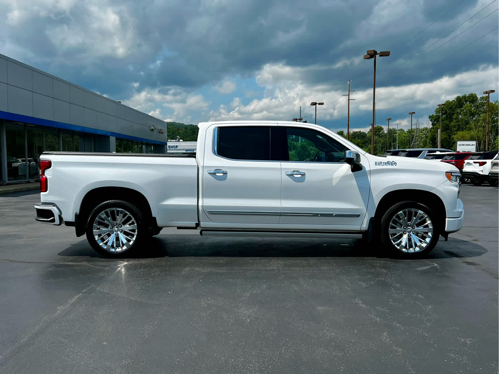 2023 Chevrolet Silverado 1500 High Country