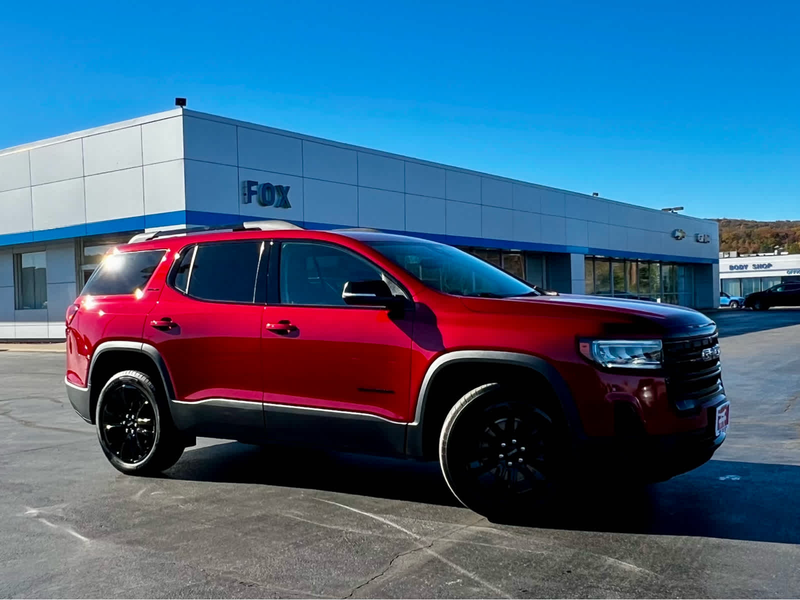 2023 GMC Acadia SLE