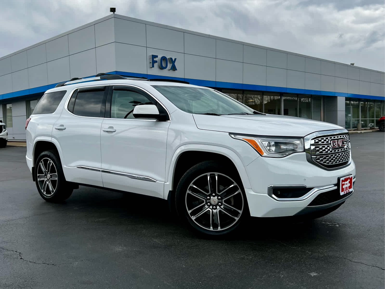 2019 GMC Acadia Denali