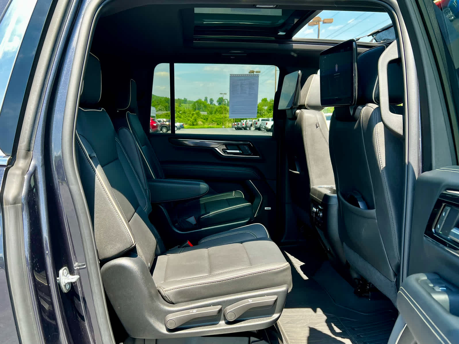 2025 GMC Yukon XL Elevation