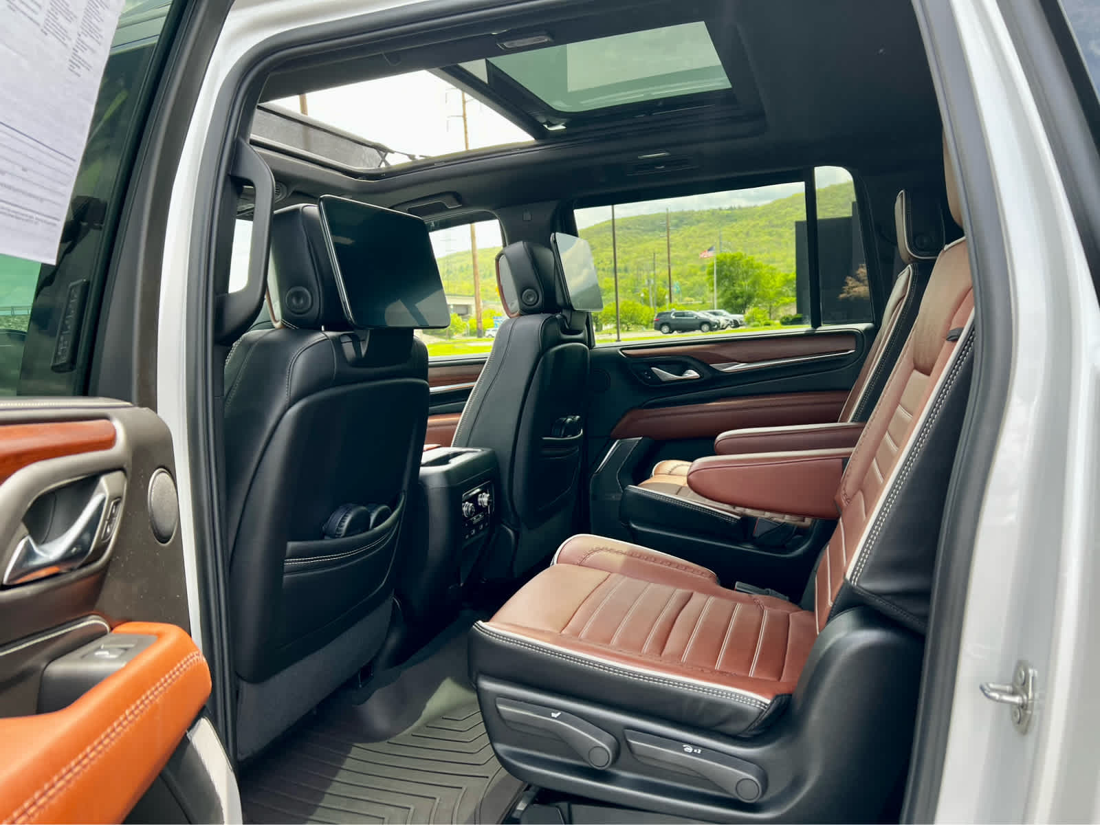 2024 GMC Yukon XL Denali Ultimate
