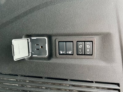 2024 GMC Yukon XL Denali Ultimate