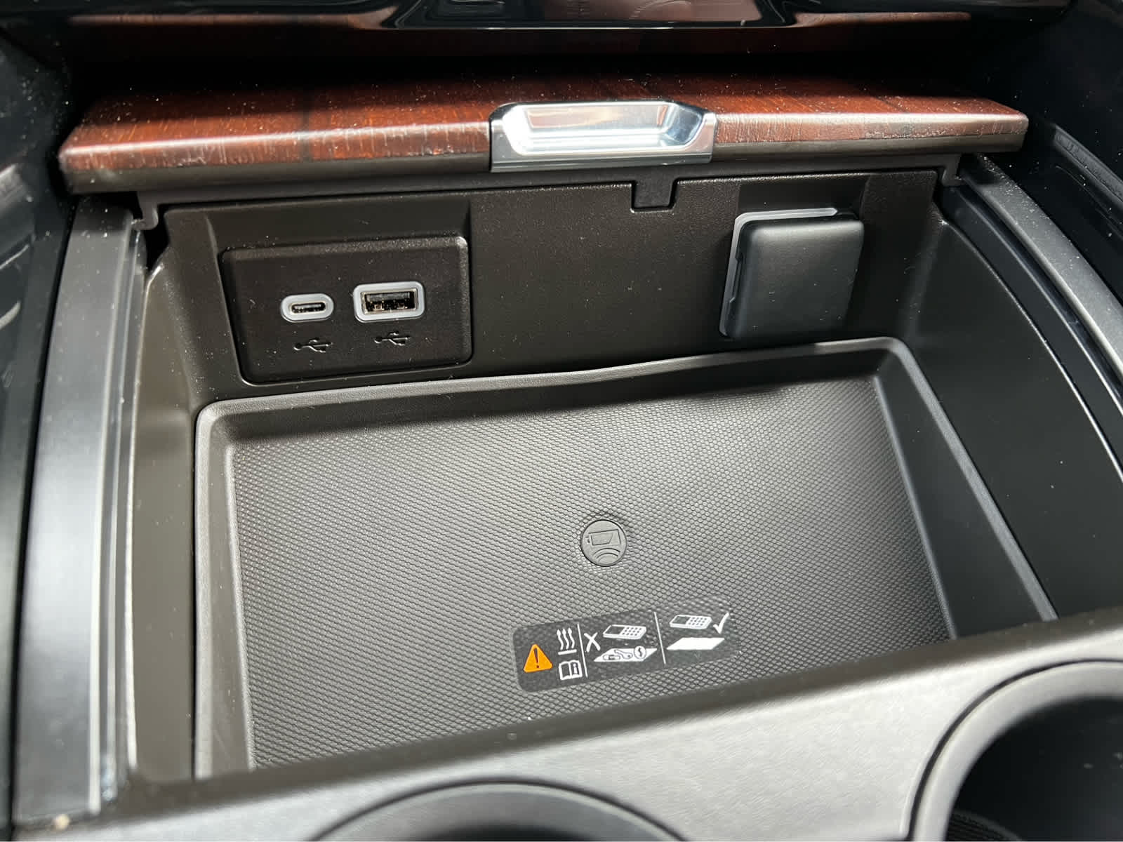 2024 GMC Yukon XL Denali Ultimate