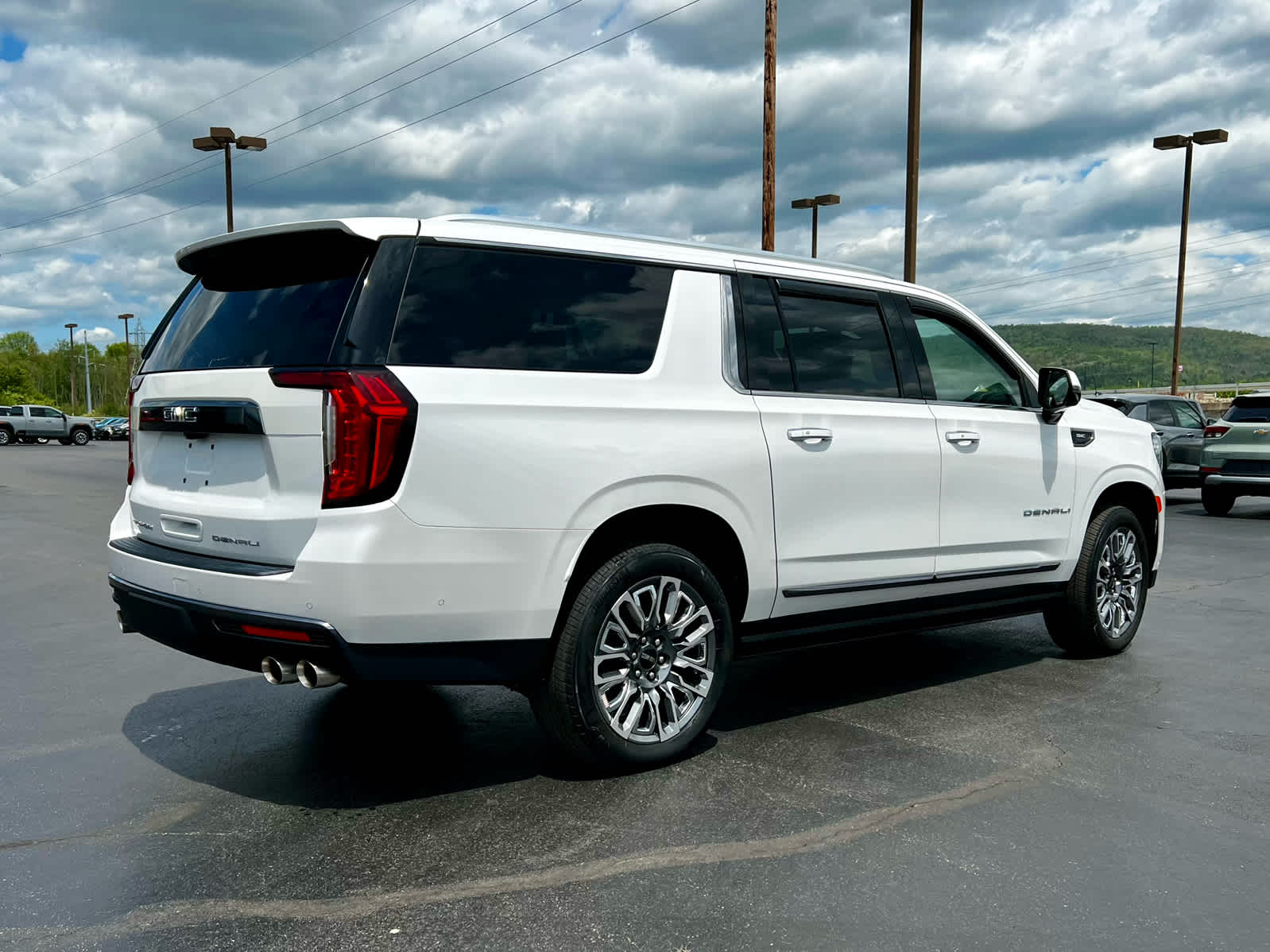 2024 GMC Yukon XL Denali Ultimate