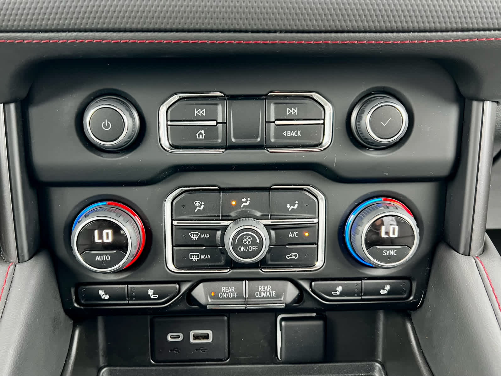 2022 Chevrolet Tahoe RST