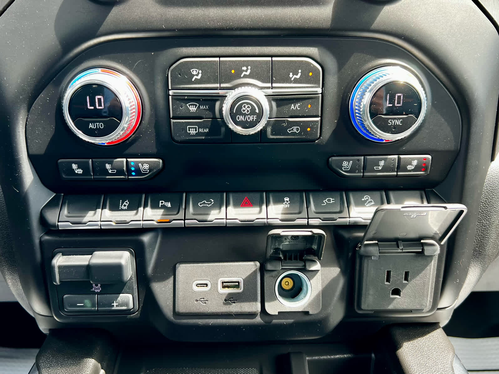 2023 GMC Sierra 2500 HD AT4