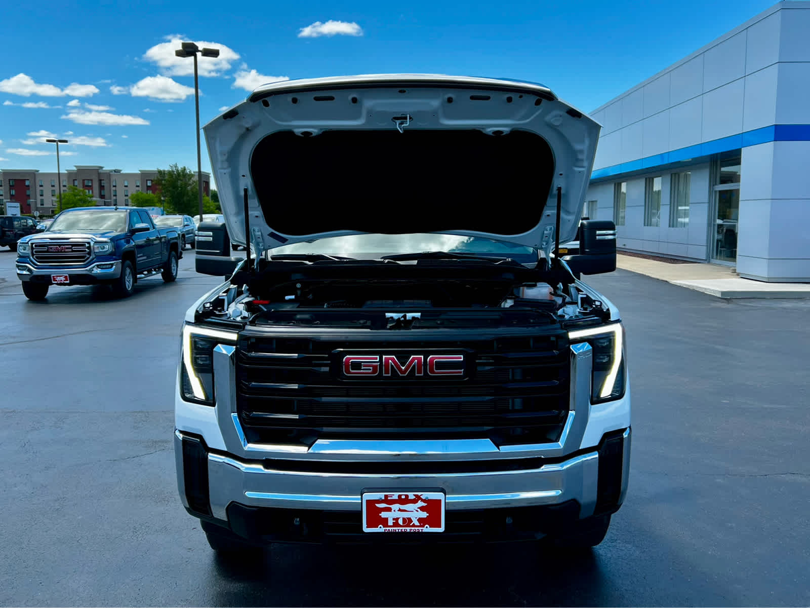 2025 GMC Sierra 2500 HD Pro