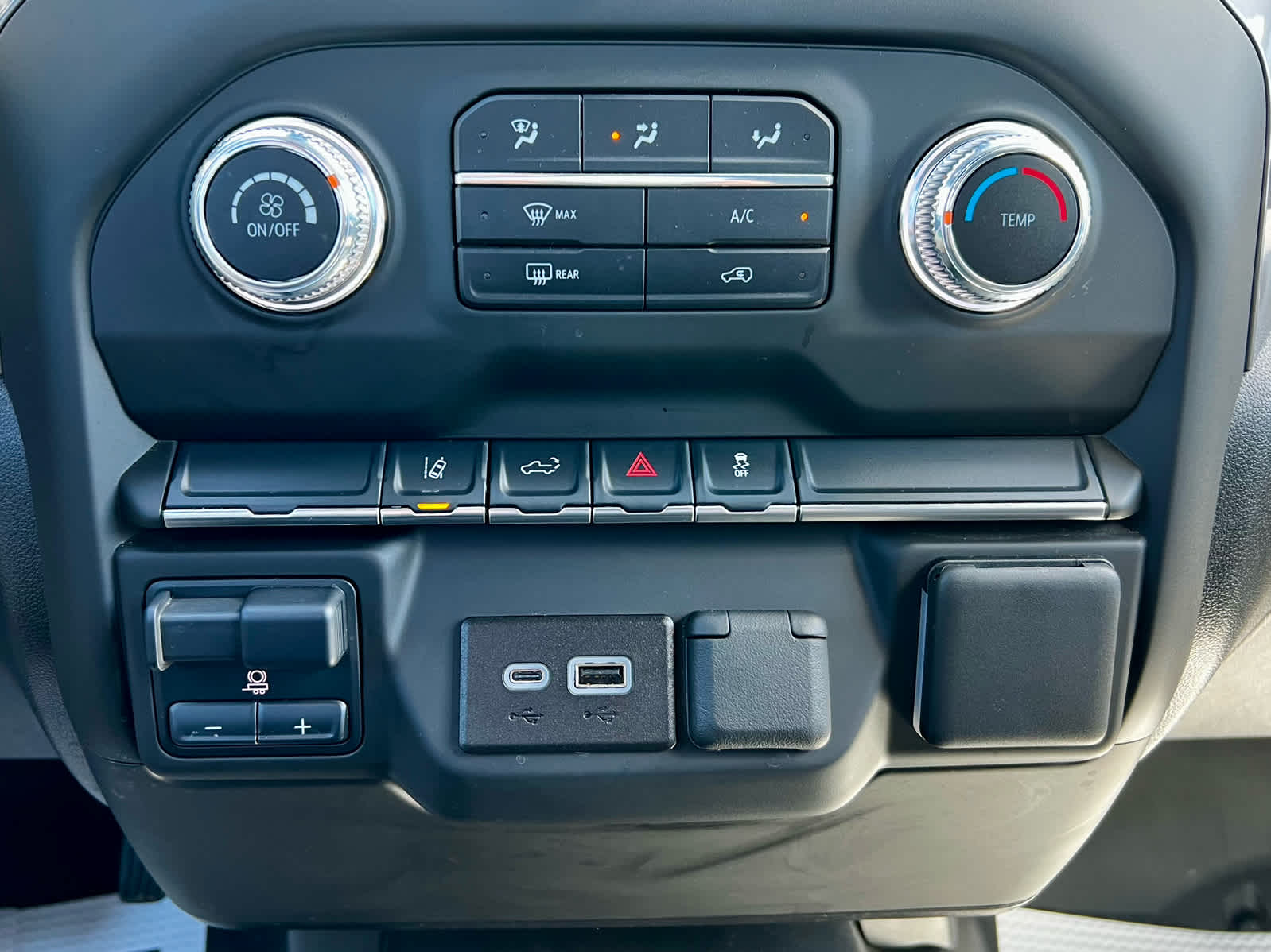 2025 GMC Sierra 2500 HD Pro
