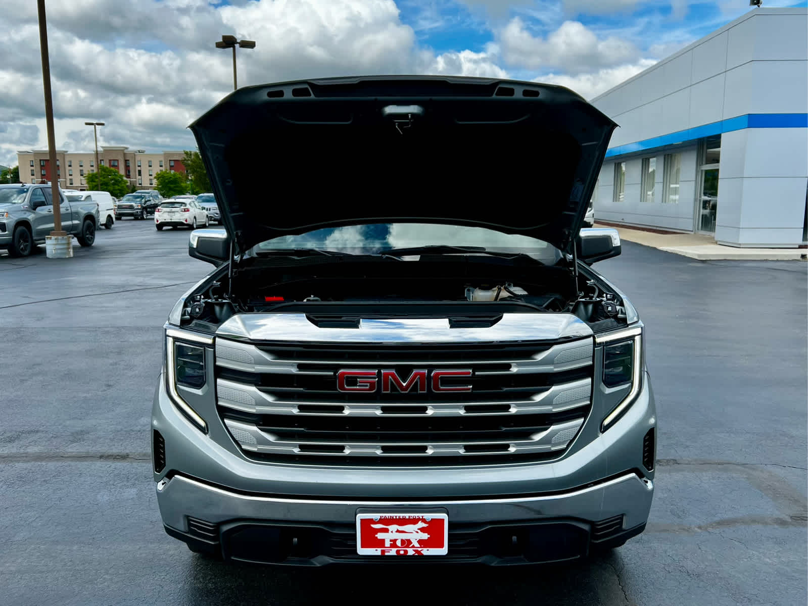 2025 GMC Sierra 1500 SLE