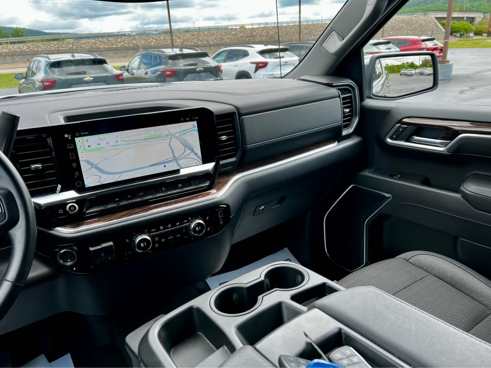 2025 GMC Sierra 1500 SLE