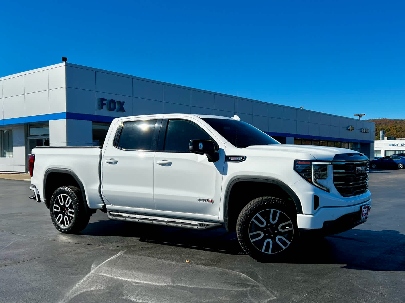 2024 GMC Sierra 1500 AT4