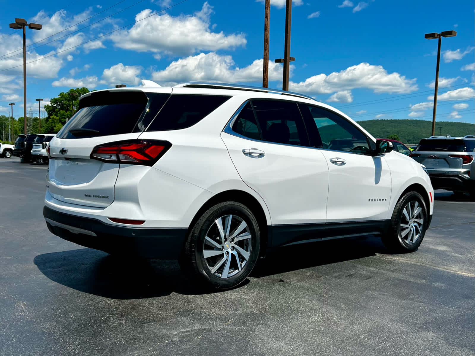 2022 Chevrolet Equinox Premier