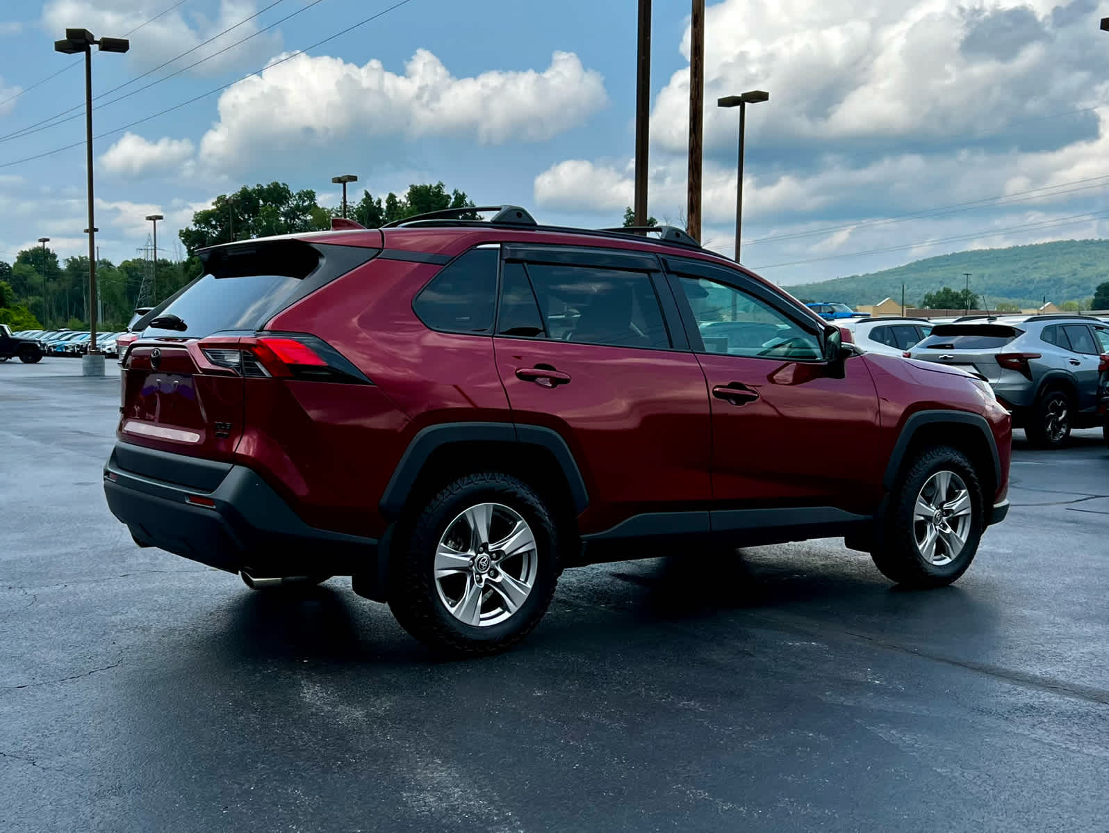 2022 Toyota RAV4 XLE