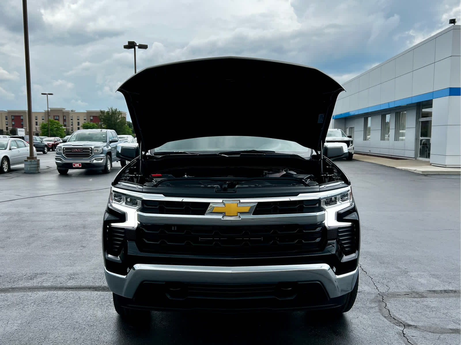 2026 Chevrolet Silverado 1500 LT (2FL)