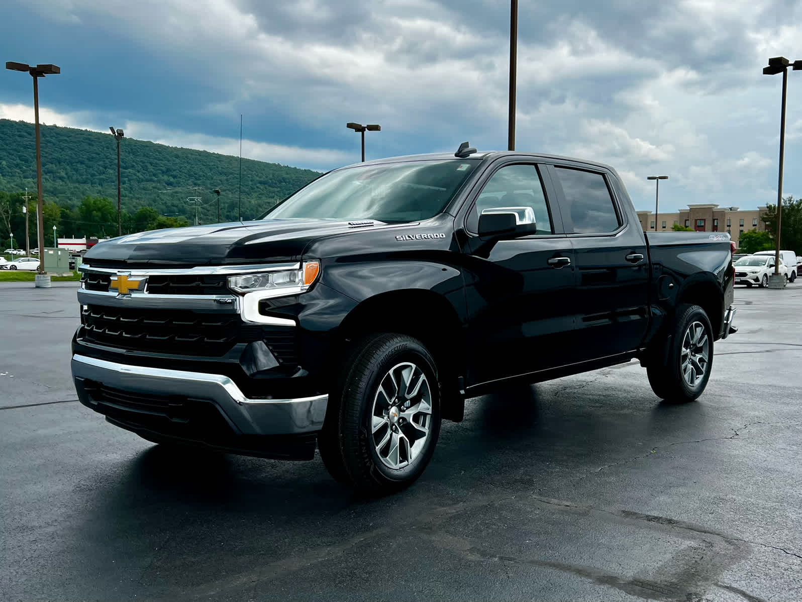 2026 Chevrolet Silverado 1500 LT (2FL)