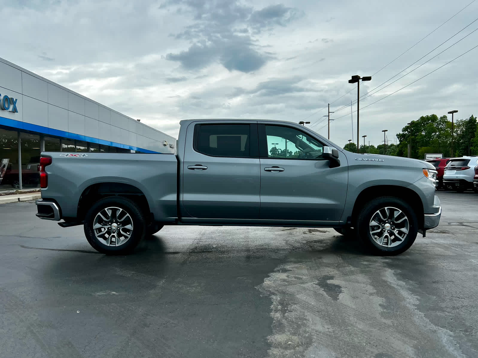 2026 Chevrolet Silverado 1500 LT (2FL)