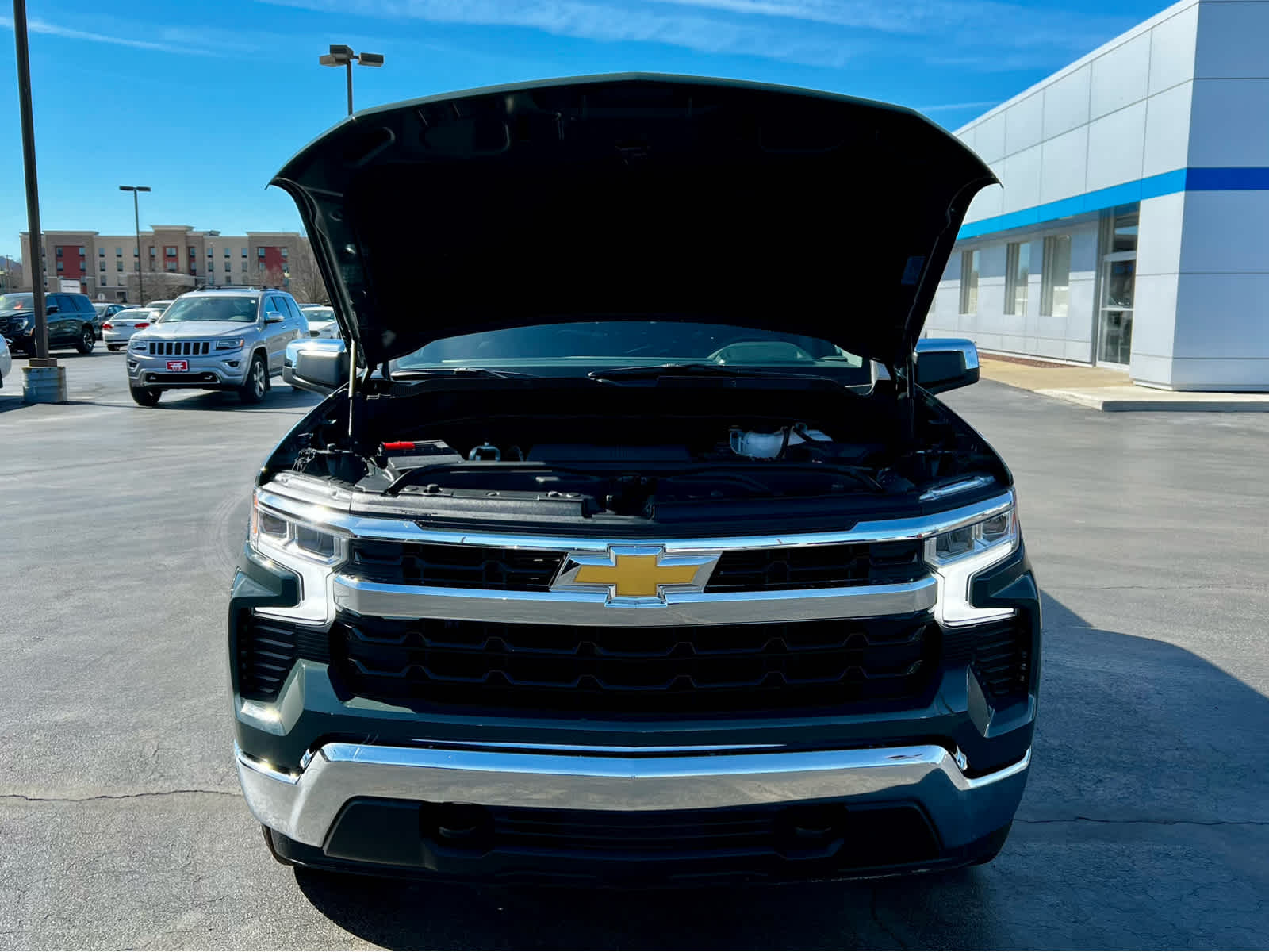 2026 Chevrolet Silverado 1500 LT