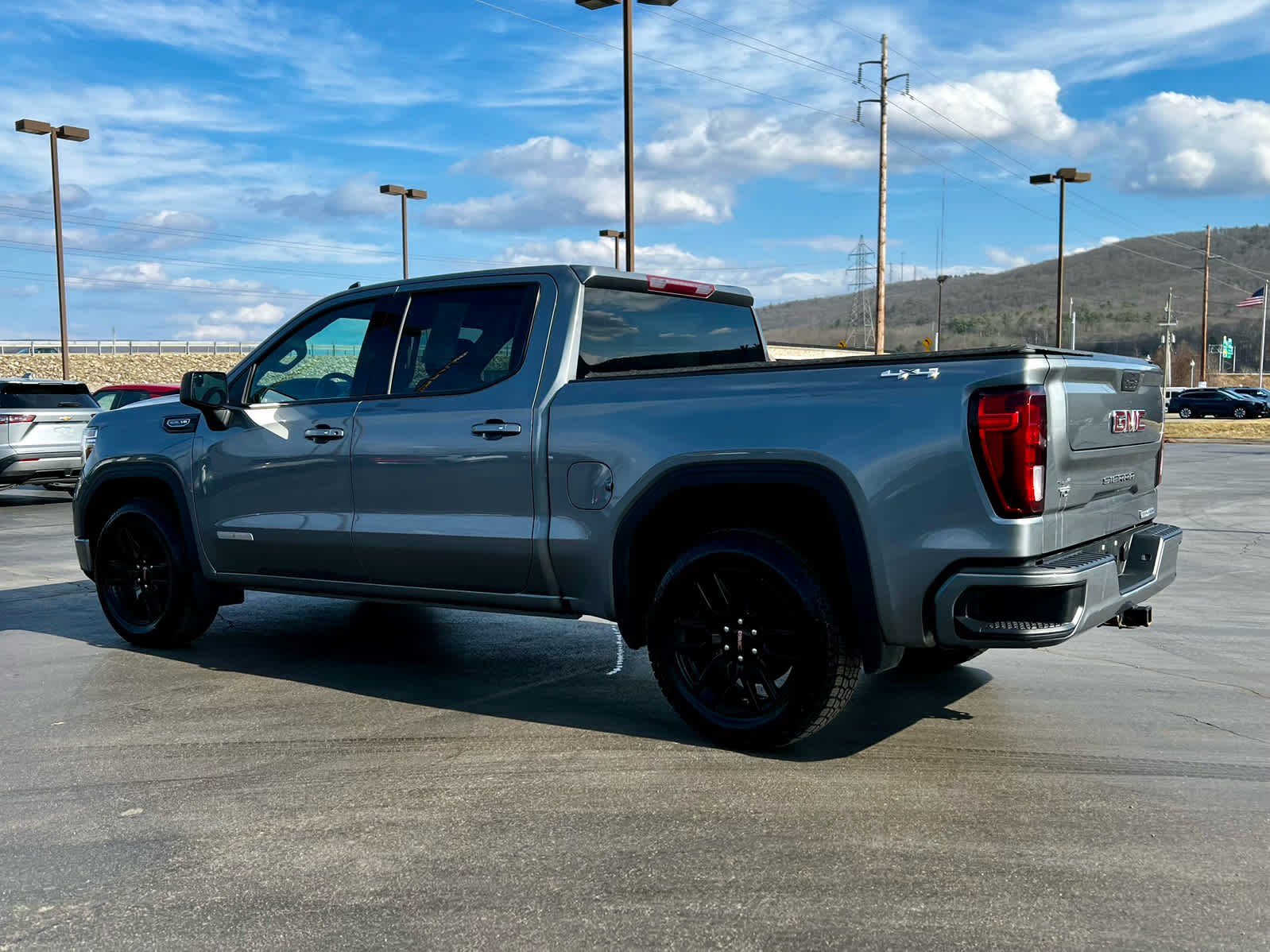 2022 GMC Sierra 1500 Limited Elevation