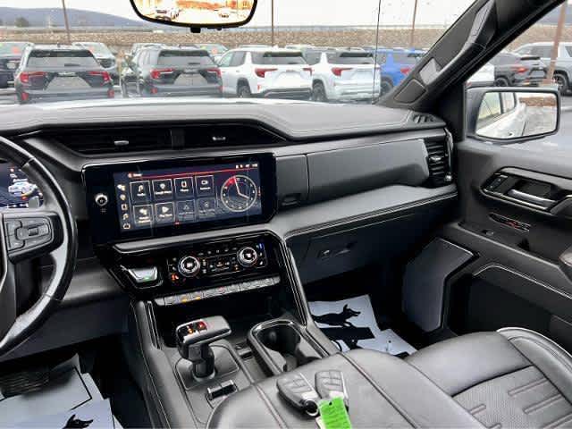 2023 GMC Sierra 1500 AT4X