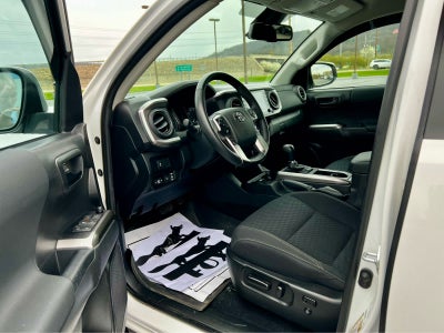 2022 Toyota Tacoma 4WD SR