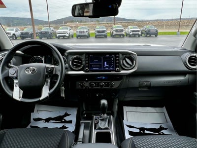 2022 Toyota Tacoma 4WD SR