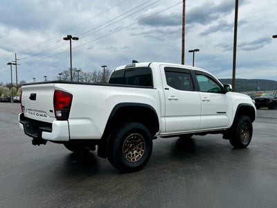 2022 Toyota Tacoma 4WD SR