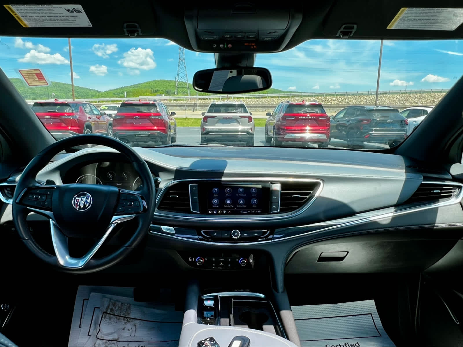 2023 Buick Enclave Essence