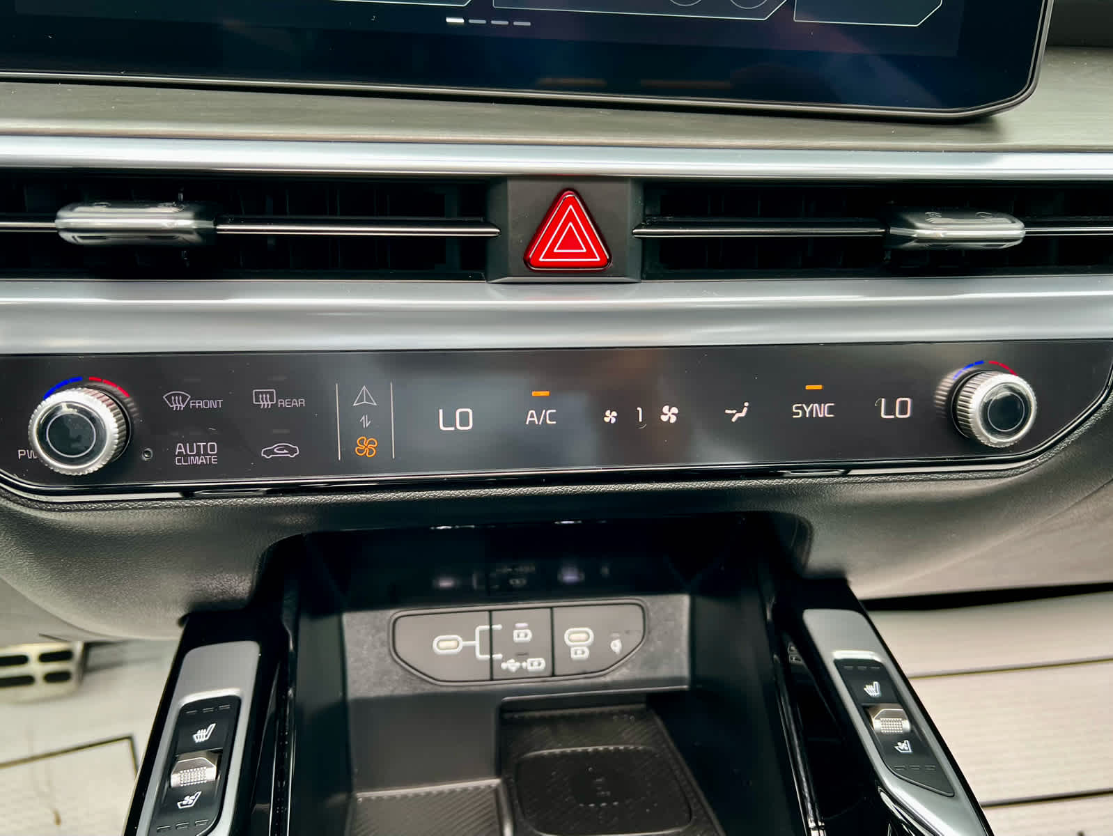 2025 Kia Sorento X-Line SX