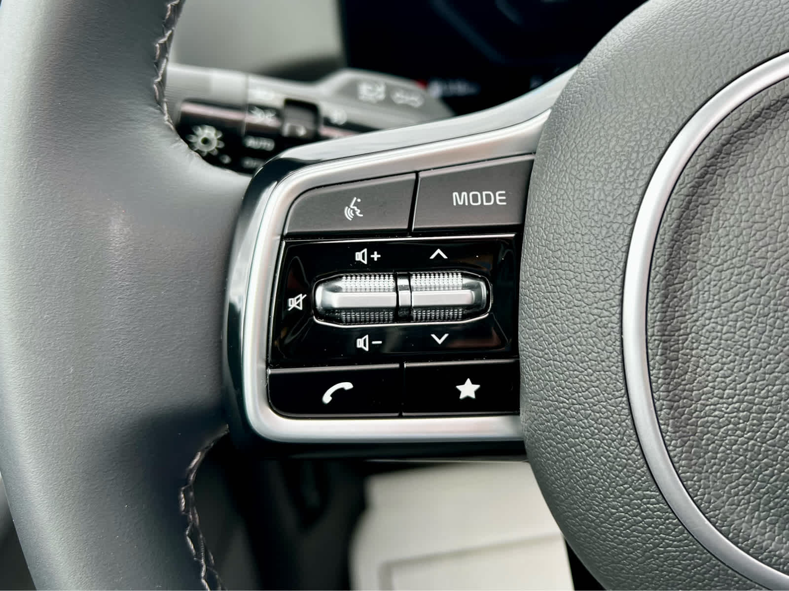 2025 Kia Sorento X-Line SX