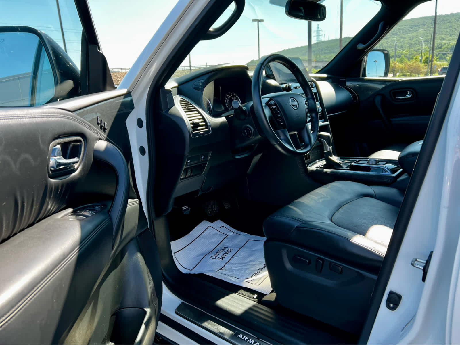 2022 Nissan Armada SL