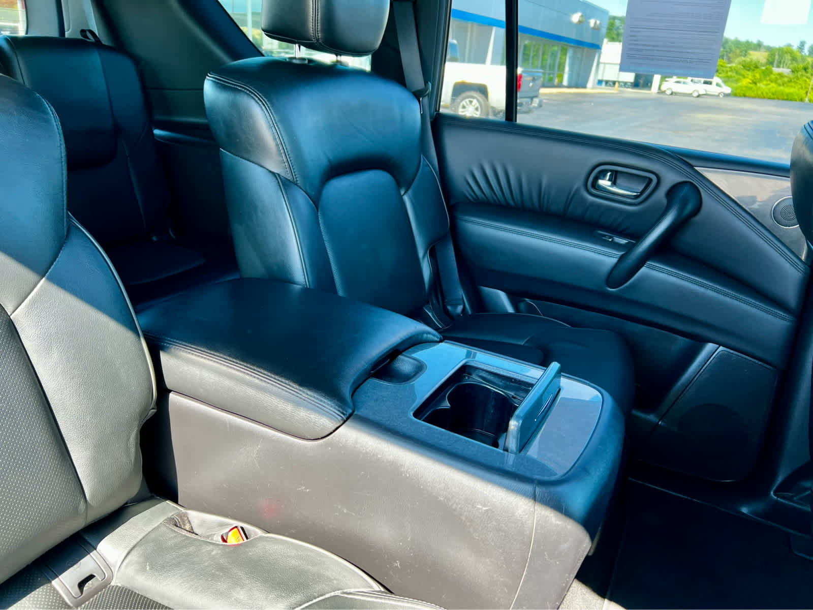 2022 Nissan Armada SL