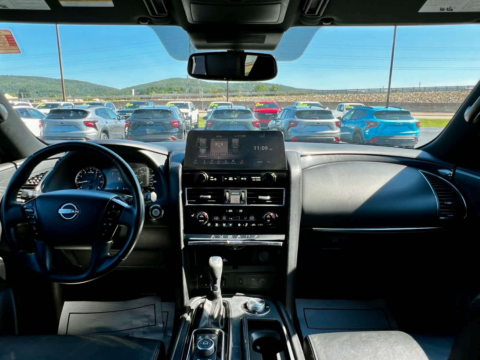 2022 Nissan Armada SL
