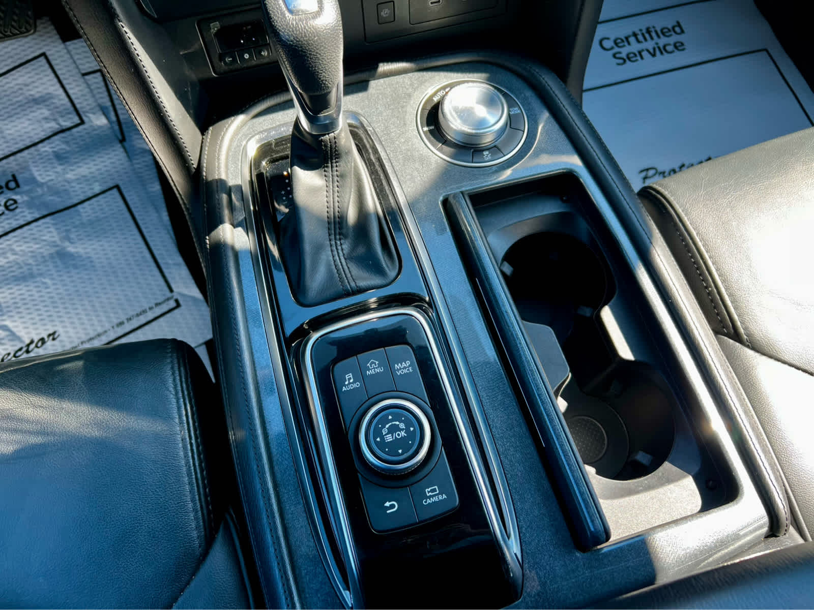 2022 Nissan Armada SL