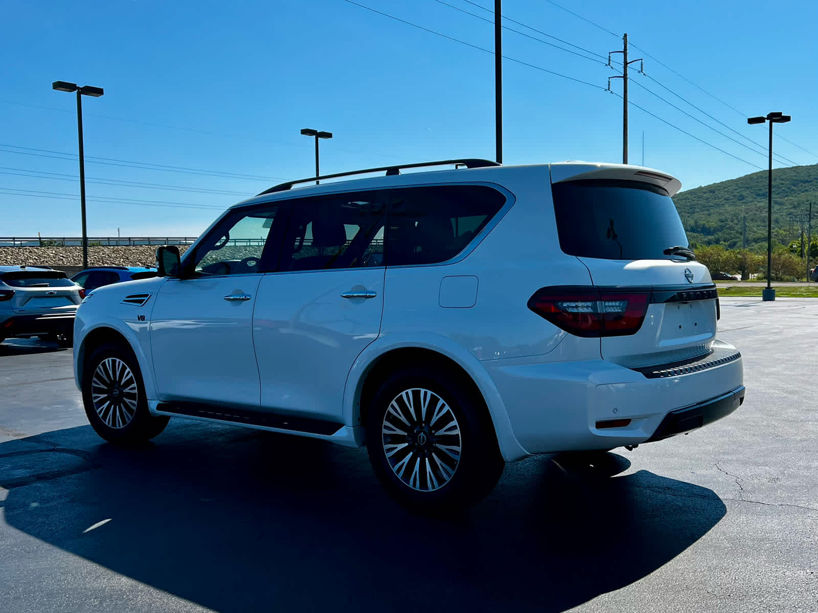 2022 Nissan Armada SL